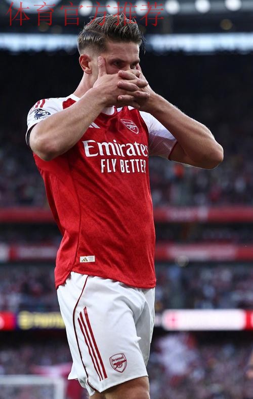 鲁尼评英超赛季至今最佳三人,塞梅约、姆伯莫、哲凯赖什入选 鲁尼评英超赛季至今最佳三人,塞梅约、姆伯莫、哲凯赖什入选