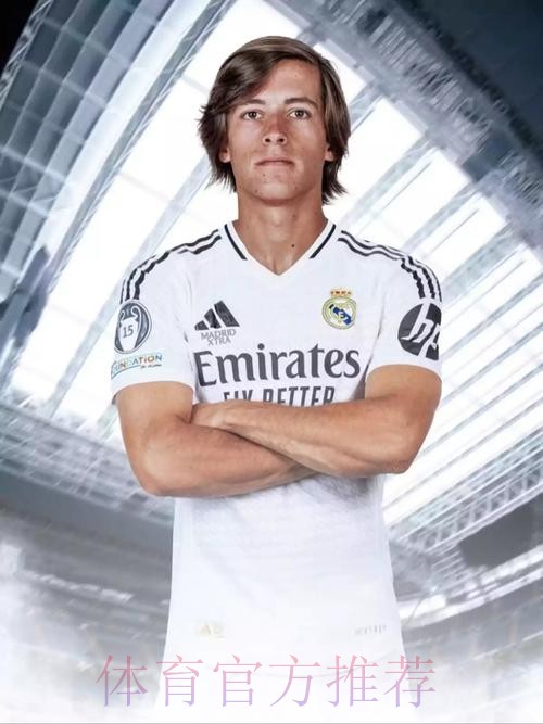 马卡:A费是皇马的左后卫头号目标 正谈判降价 马卡:A费是皇马的左后卫头号目标 正谈判降价